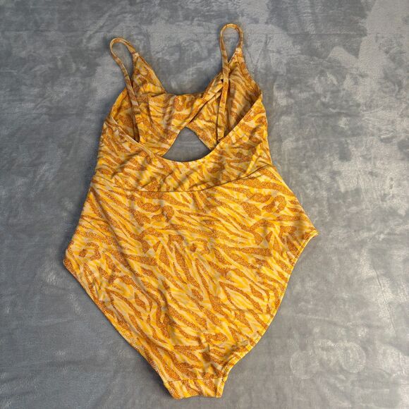 Aerie Twist front Cut Out Zeba Print Swimsuit Women's L Yellow Orange Full Cover - Picture 6 of 7